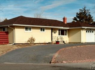 4002 Hillside Dr, Pueblo, CO 81008