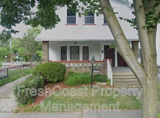 3402 E 145th St #2, Cleveland, OH 44120