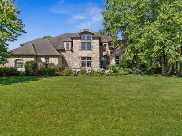 3N874 John Greenleaf Whittier Pl, St Charles, IL 60175