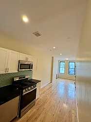 Rented by Max Apt LLC