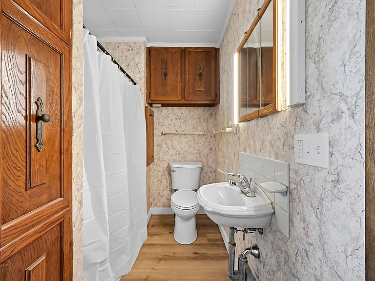 64 Leighton Rd — Photo 11