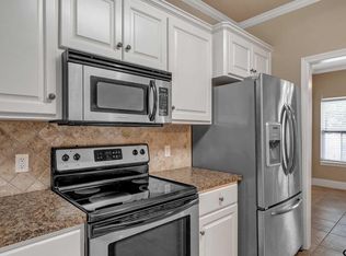 813 Keble Ln #813, Whitehouse, TX 75791