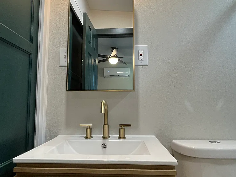 3557 McKenzie St — Photo 11