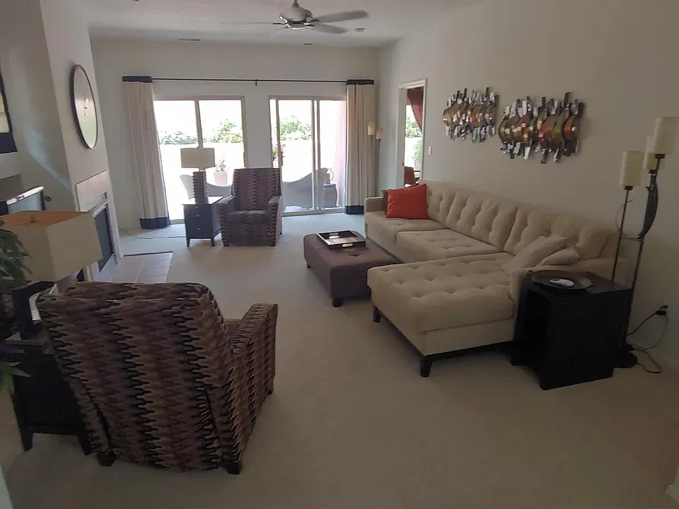 2 bed, 1280 sqft, $1,900 — Photo 4