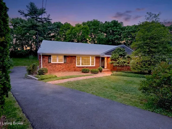 3208 Five Oaks Pl, Louisville, KY 40207