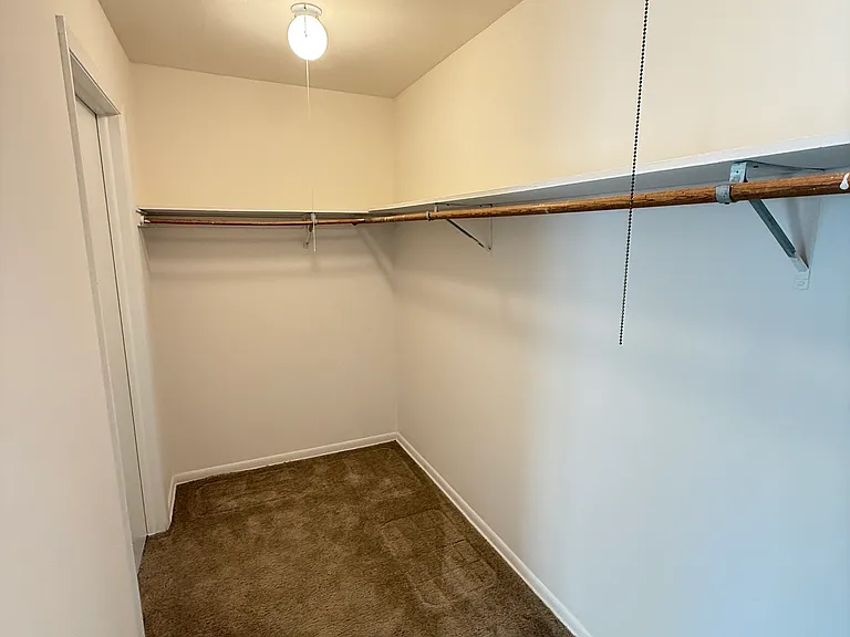 520 Mill Rd #1K — Photo 13