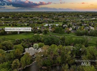 1040 W Bogus View Ct, Eagle, ID 83616