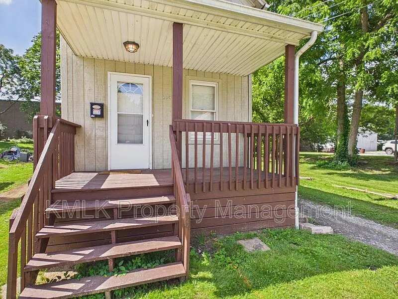 534 Gage St