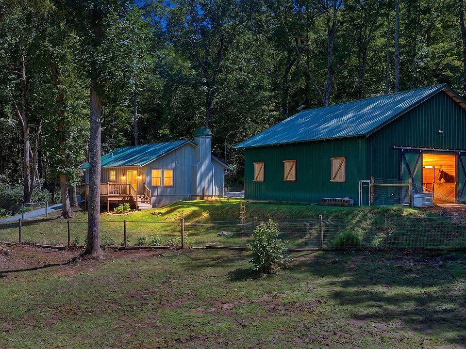 1st image of 2932 Great Falls Drive
