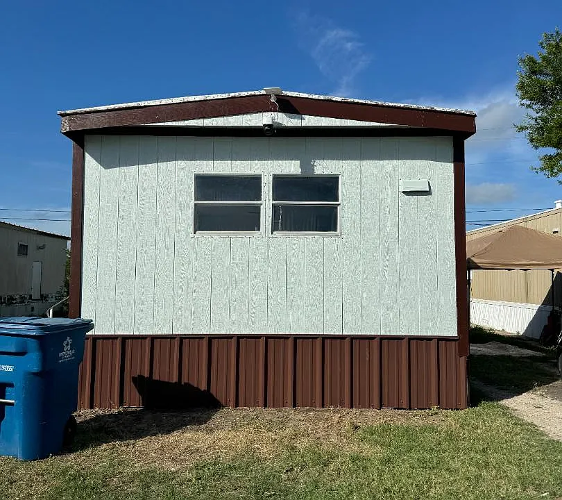 2111 W Austin St #12