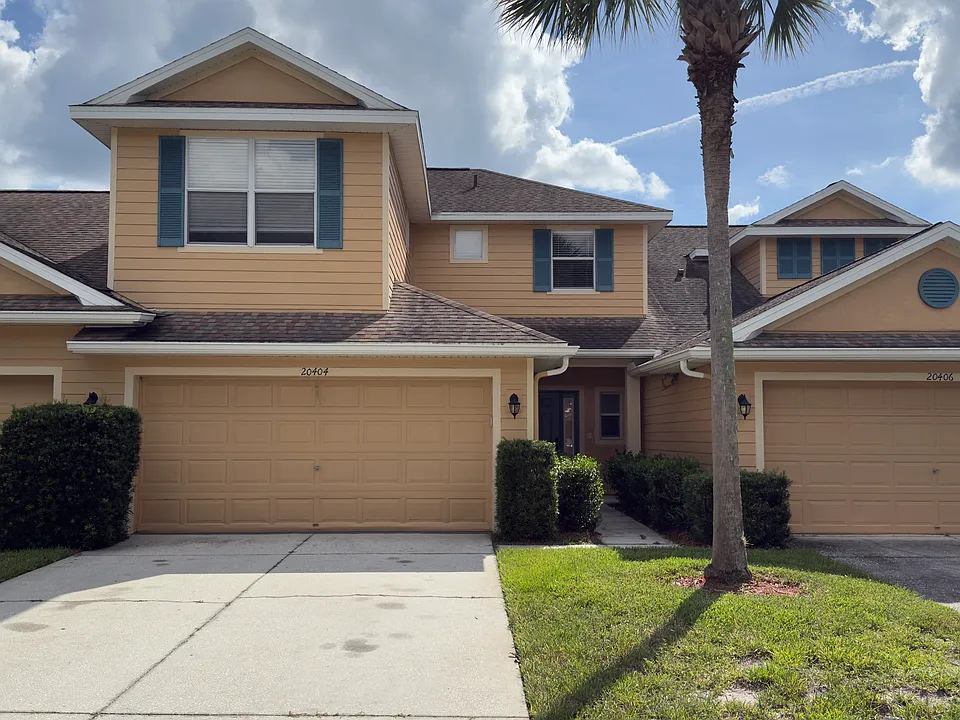20404 Harvest Oak Ct