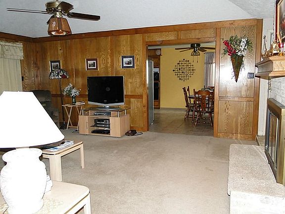 3rd image of 11107 Bandlon Dr