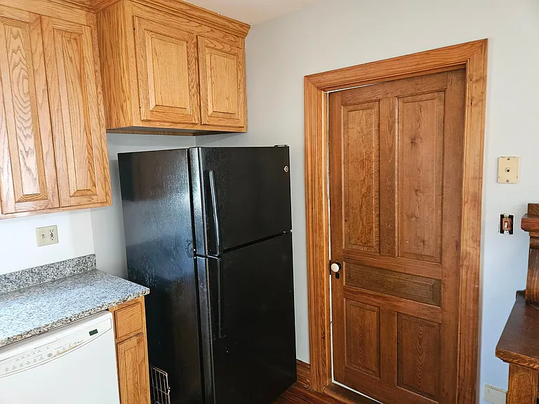 22864 Prince Edward Hwy — Photo 36