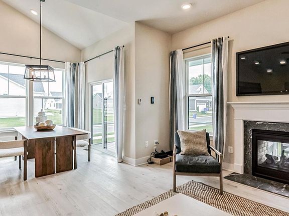 7th image of this home