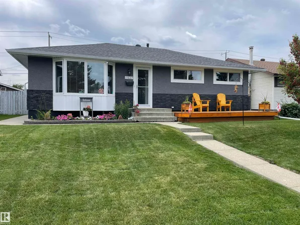 15627 83rd Ave NW, Edmonton, AB T5R 3T6