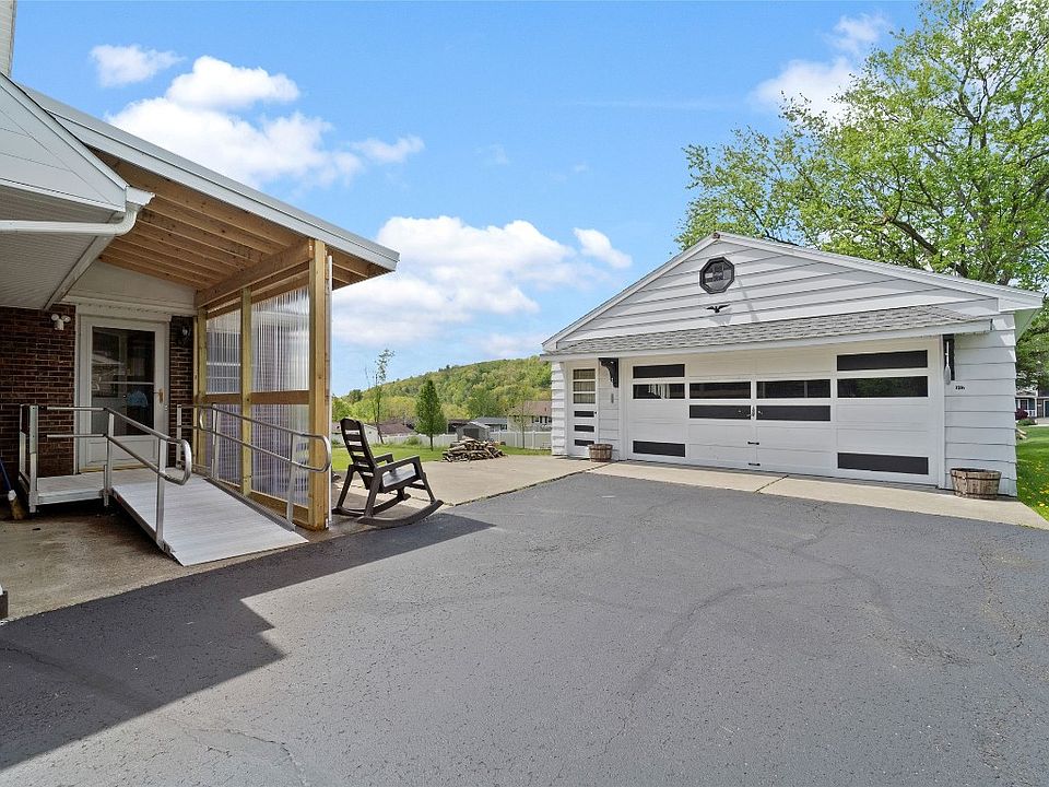 913 Reynolds Rd, Johnson City, NY 13790 Zillow