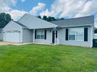 305 Greenwood Rd, Staunton, VA 24401