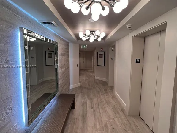 21055 Yacht Club Dr, Aventura, FL
