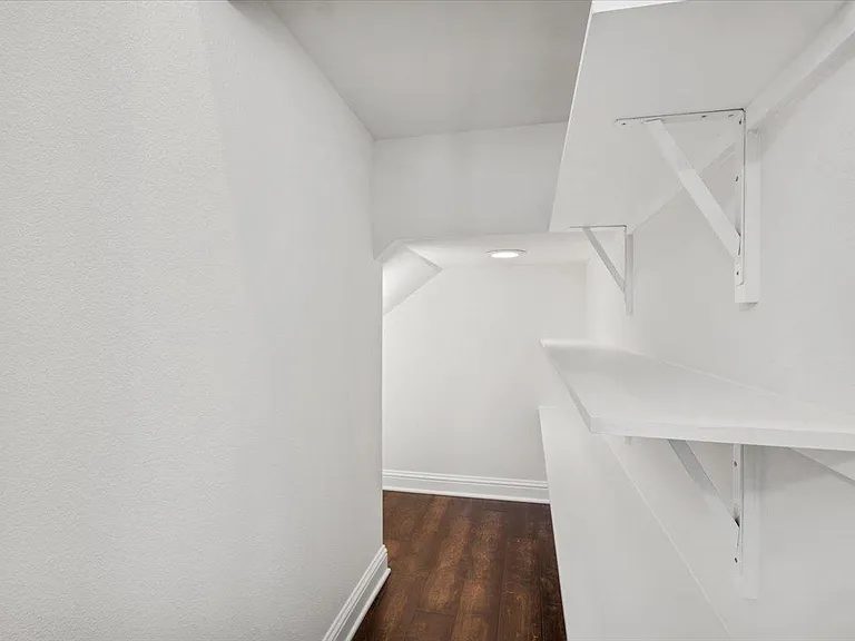 6717 Vicenza Dr — Photo 7