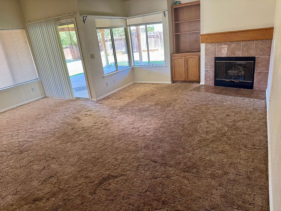2nd image of 1899 Rogina Ct