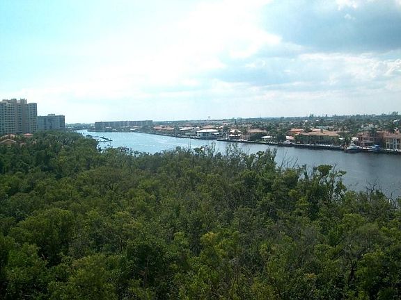 3rd image of 3420 S Ocean Blvd APT 8Z
