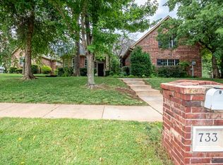 733 Riva Rdg, Edmond, OK 73025
