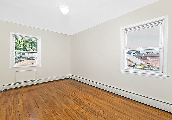 5th image of 152-11 85th Dr #2