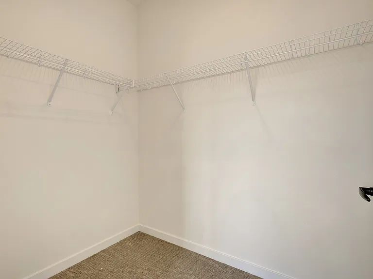 Gurney Flats — Photo 35