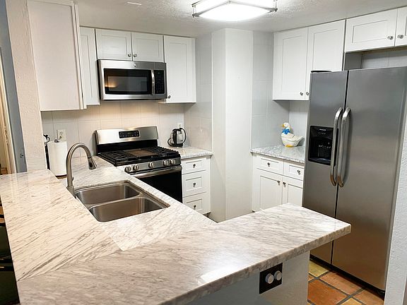 4th image of 36068 Avenida De Las Montanas