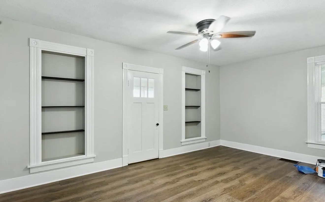 2 bed, 800 sqft, $2,050 — Photo 4