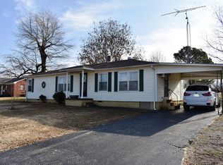 767 Concord Cades Rd, Trenton, TN 38382