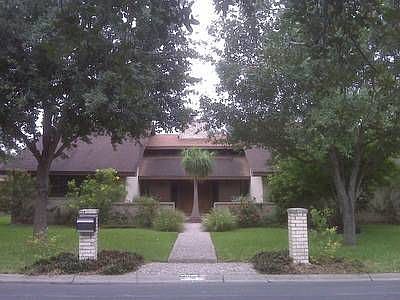 1st image of 100 E Hibiscus Ave