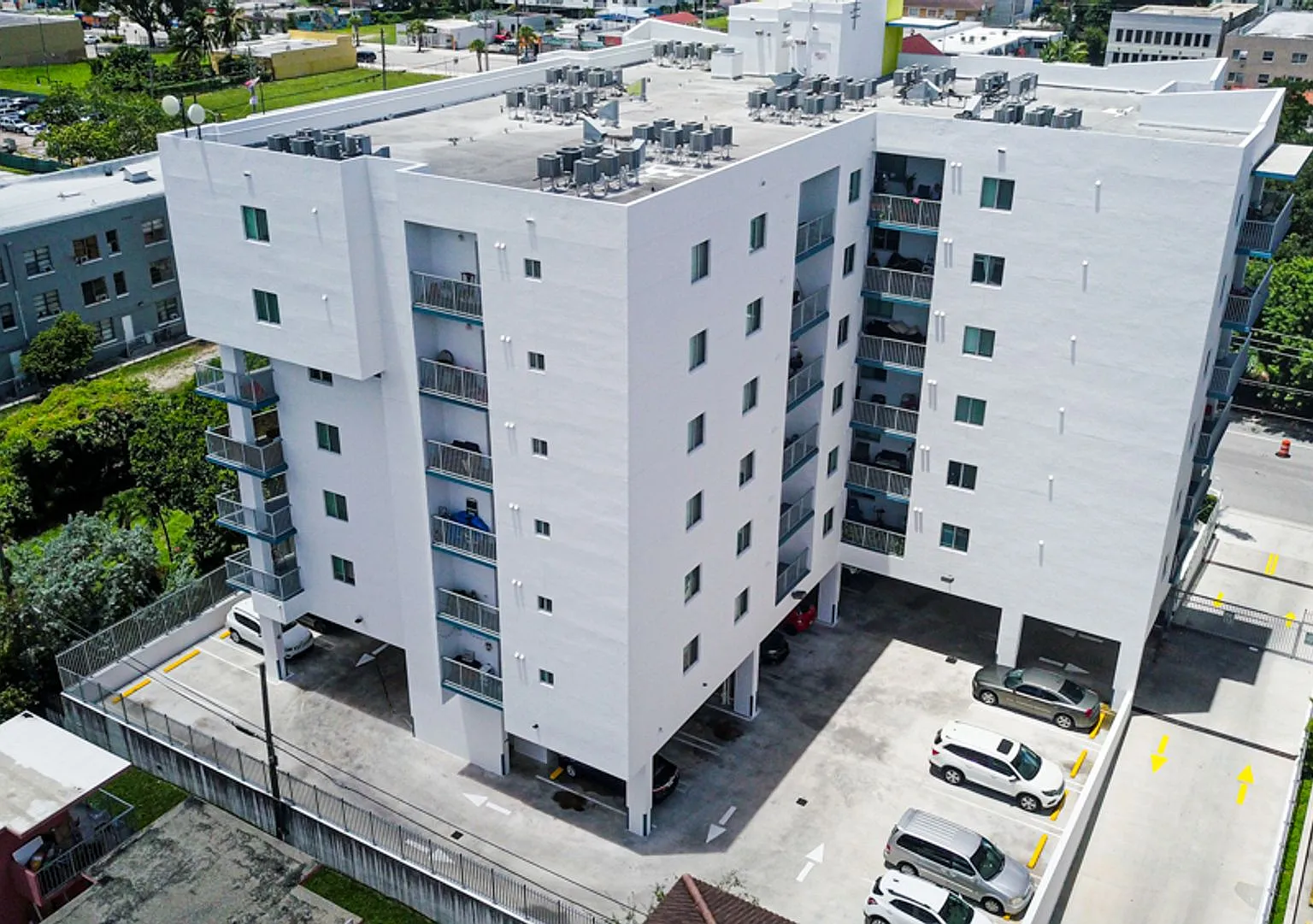 Vista del Rio Apartments — Photo 2