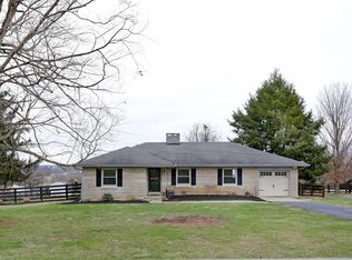 1924 Weisenberger Mill Rd, Midway, KY 40347