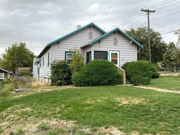 212 E 7th St, McCook, NE 69001