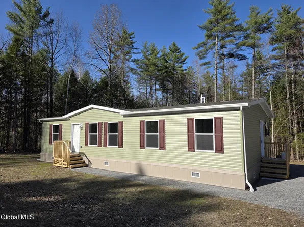 71 Ferris Road, Chestertown, NY 12817