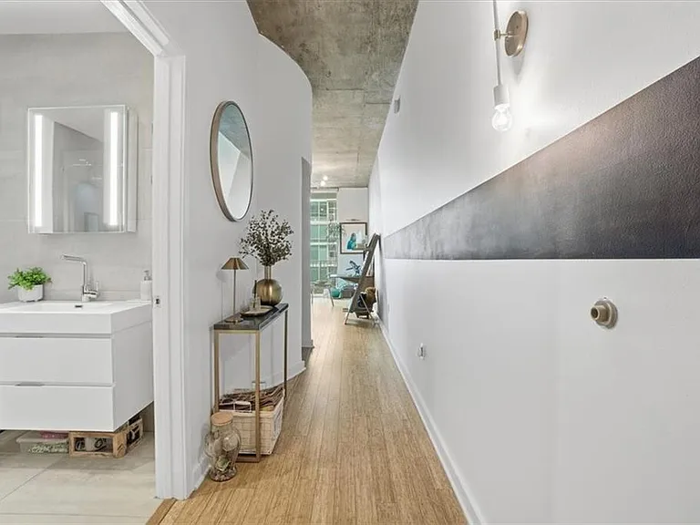 923 Peachtree St NE #924 — Photo 3
