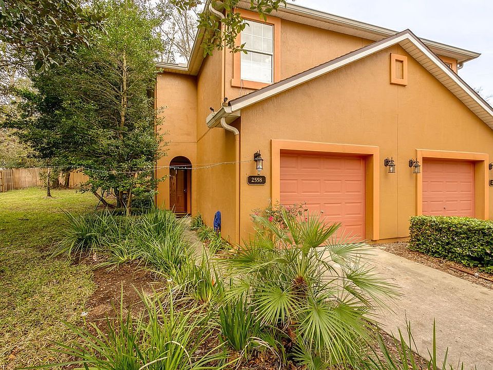 1st image of 2558 Summit View Dr