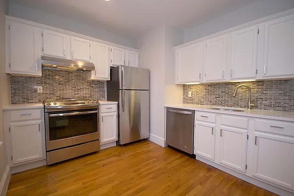 Rented by New York Dwellings LLC | media 3