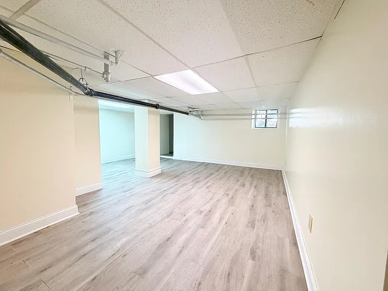 112 Glenwood Ave #B2E — Photo 4