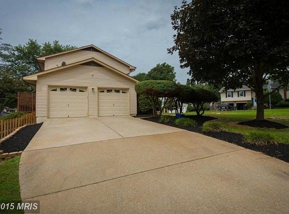 4th image of 4053 Tarpon Ln