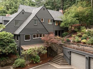 4905 SW Hewett Blvd, Portland, OR 97221