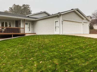 139 E Edmonton Dr, Bismarck, ND, 58503