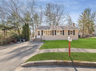 23 Trafford Park Dr, Coventry, RI 02816