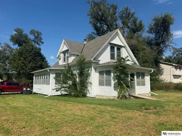 2540 Washington St, Omaha, NE 68107