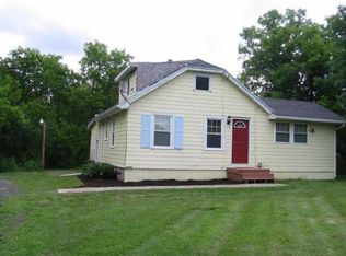 80 Gough Rd, Churchville, NY 14428