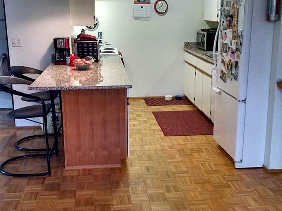 4th image of 2102 Pauline Blvd APT 201