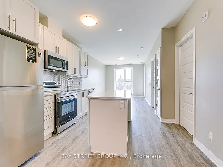 95 Dundas St W #107 — Photo 9