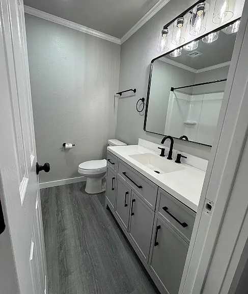 7913 NW Crossland Cir #A — Photo 5