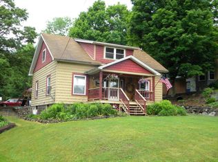 83 High St, Canton, PA 17724